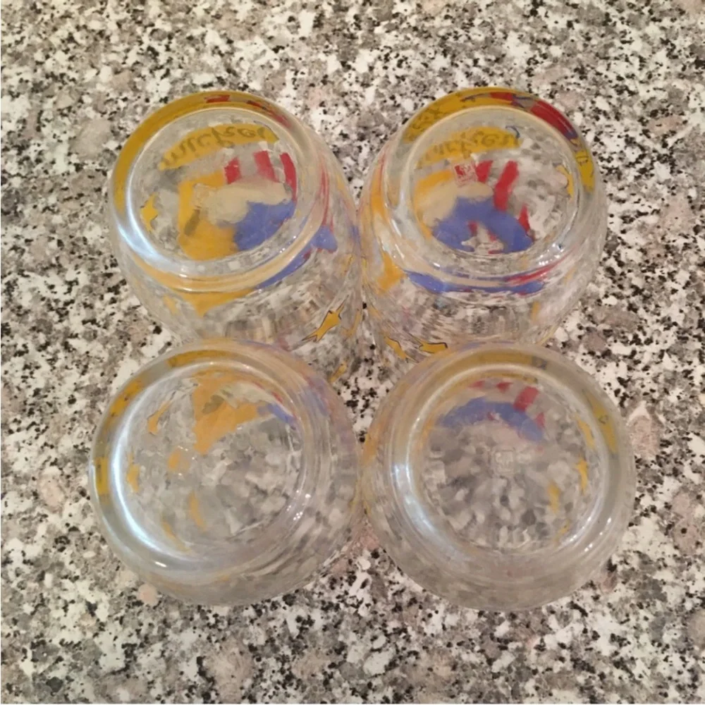 Disney glasses Mickey stars stripes drinking set of 4 Mouse Anchor Hocking 1980s